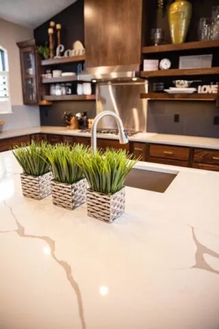 Kitchen-Quartz3-683x1024